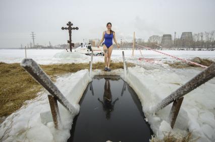 Екатеринбург. Крещенские купания на Верх-Исетском пруду