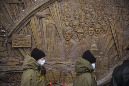 Екатеринбург. Широкореченский мемориал. Торжественный митинг, посвященный Дню снятия блокады Ленинграда