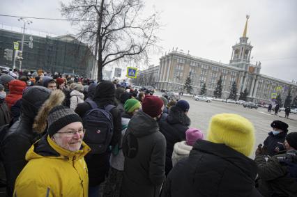 Екатеринбург. Участники несанкционированного шествия сторонников оппозиционера Алексея Навального