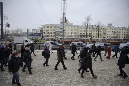 Екатеринбург. Участники несанкционированного шествия сторонников оппозиционера Алексея Навального