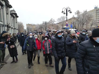 Саратов.  Участники несанкционированной акции в поддержку Алексея Навального.