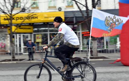 Крым. Участники велопробега прошедшего в рамках фестиваля    `Крымская весна` посвященного 5-летию Общекрымского референдума 2014 года и воссоединения Крыма с Россией.