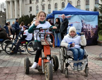 Крым. Участники велопробега прошедшего в рамках фестиваля    `Крымская весна` посвященного 5-летию Общекрымского референдума 2014 года и воссоединения Крыма с Россией.