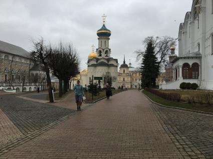 Московская область, Сергиев Посад. Церковь Сошествия Святого Духа на территории Свято-Троицкой Сергиевой Лавры.