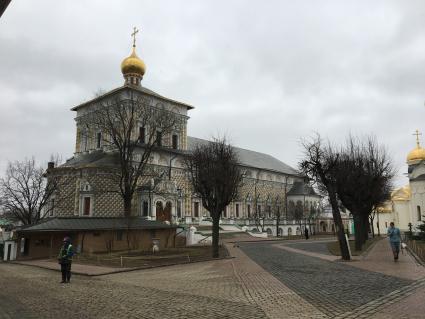 Московская область, Сергиев Посад. Трапезная палата на территории Свято-Троицкой Сергиевой лавры.