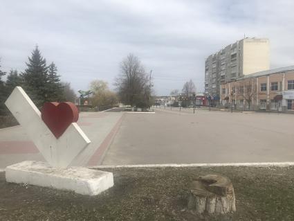 Саратовская область, г. Балашов. Опустевшая улица во время карантина из-за пандемии коронавируса COVID-19.