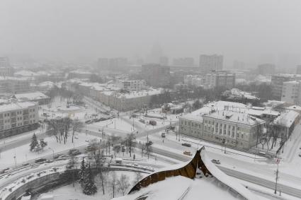 Москва. Панорама города с Храма Христа Спасителя.