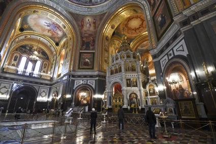 Москва. В храме Христа Спасителя.