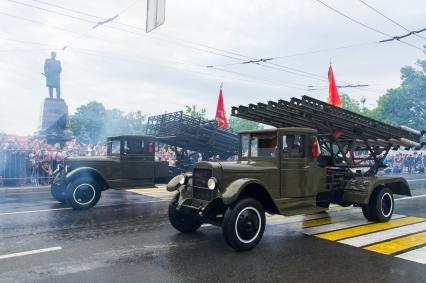 Крым, Севастополь.  Военная техника на военном параде в ознаменование 75-летия Победы в Великой Отечественной войне 1941-1945 годов.