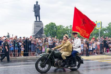 Крым, Севастополь. На  военном параде в ознаменование 75-летия Победы в Великой Отечественной войне 1941-1945 годов.