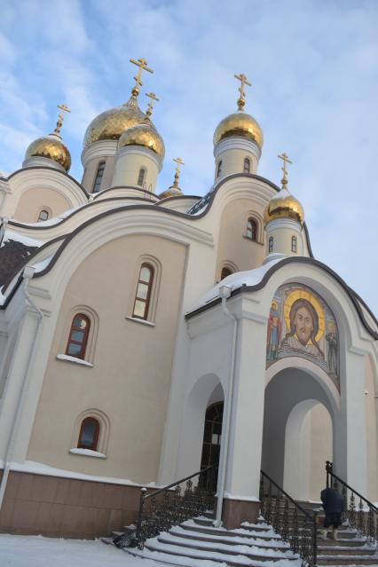 Москва. Храм святой блаженной Матроны Московской  в Дмитровском.