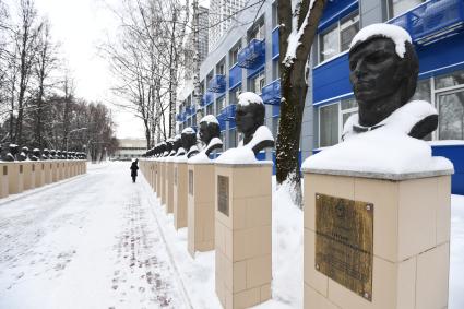 Москва. Территория универсального спортивного комплекса ЦСКА.