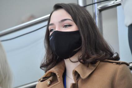 Москва. Спортсменка Евгения Медведева на Кубке России по фигурному катанию.