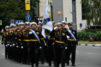 Новороссийск. Военный парад в ознаменование 75-летия Победы в Великой Отечественной войне 1941-1945 годов.