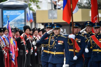 Новороссийск. Военный парад в ознаменование 75-летия Победы в Великой Отечественной войне 1941-1945 годов.