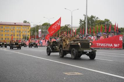 Самара. Военный парад в ознаменование 75-летия Победы в Великой Отечественной войне 1941-1945 годов.