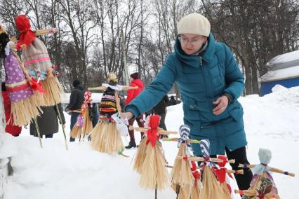 Нижний Новгород. Народные гуляния на проводах Масленицы.