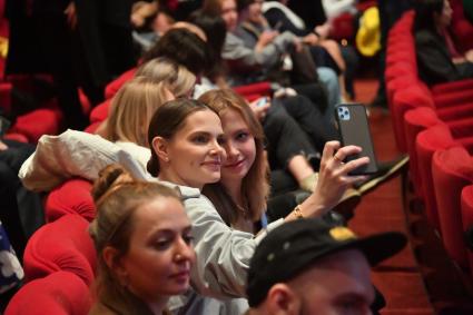 Москва. Актриса Елизавета Боярская на презентации фильма режиссера Данилы Козловского `Чернобыль` в кинотеатре `КАРО `Октябрь`.