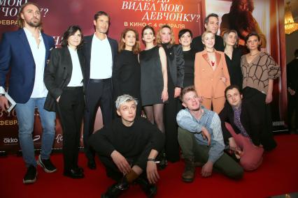 Кинотеатр ИЛЛЮЗИОН. Премьера Фильма КТО-НИБУДЬ ВИДЕЛ МОЮ ДЕВЧОНКУ? 2021. На снимке: съемочная группа фильма