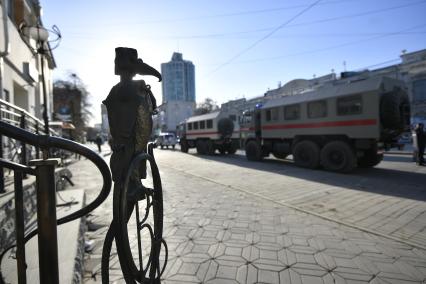 Екатеринбург. Сотрудники и росгвардии полиции готовятся к несогласованному шествию сторонников оппозиционера Алексея Навального