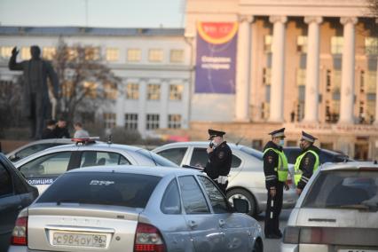 Екатеринбург. Полицейские во время несогласованной акции сторонников оппозиционера Алексея Навального