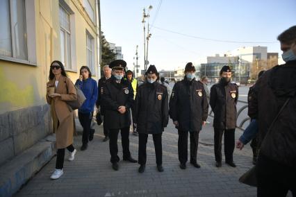 Екатеринбург. Полицейские в оцеплении во время несогласованной акции сторонников оппозиционера Алексея Навального