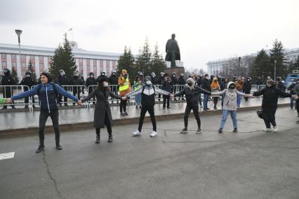 Барнаул. Участники несанкционированной акции в поддержку Алексея Навального.