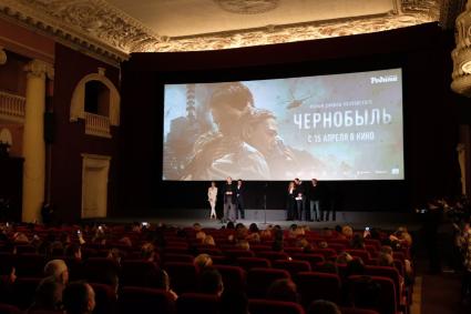 Санкт-Петербург. На премьере фильма `Чернобыль` режиссера Д. Козловского  в киноцентре `Родина`.