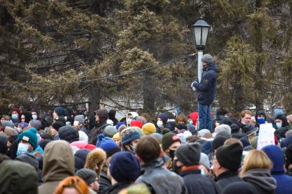 Новосибирск. Участники несанкционированной акции в поддержку Алексея Навального.