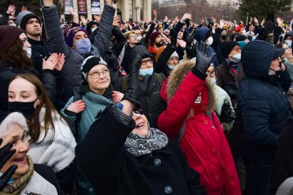 Новосибирск. Участники несанкционированной акции в поддержку Алексея Навального.