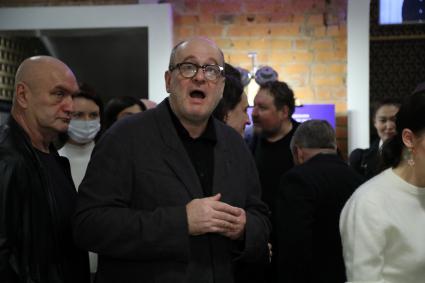 Кинотеатр ПИОНЕР. Премьера сериала УГРЮМ-РЕКА. 2021. На снимке: режиссер Денис Евстигнеев