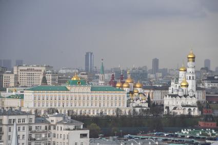 Москва. Вид на Кремль.