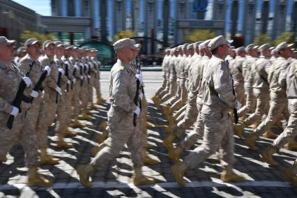 Екатеринбург. Генеральная репетиция парада Победы.