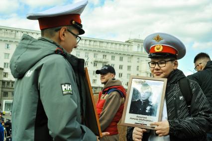 Челябинск. Генеральная репетиция парада, посвященного 76-й годовщине Победы в Великой Отечественной войне.