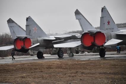 Мурманская область. Экспозиция под открытым небом  в музее военно-воздушных сил Северного флота.