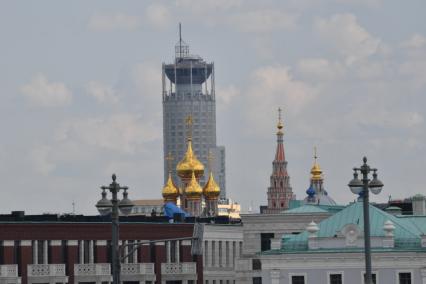 Москва. Башни и купола .