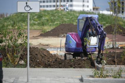 Екатеринбург. Во время обустройства территории строящегося детского сада в новом микрорайоне Солнечный