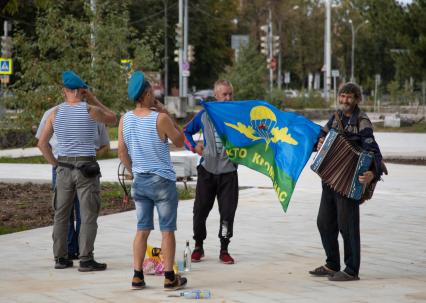 Пермь. Десантники во время празднования Дня Воздушно-десантных войск России.