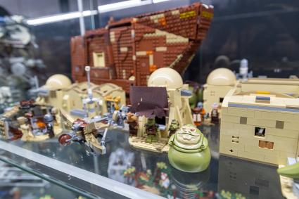 Москва. Музей лего Brick Star в `Неглинной галерее`.