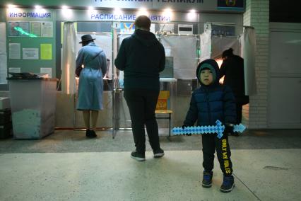 Екатеринбург. На одном из избирательном участке, во время выборов депутатов государственной думы