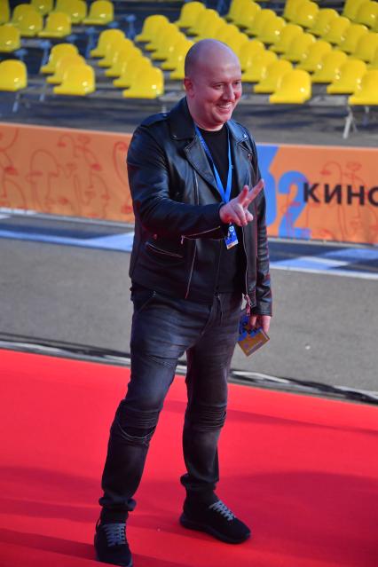 Сочи. Актер Сергей Бурунов на церемонии открытия 32-го Открытого Российского Кинофестиваля `Кинотавр` в Сочи.