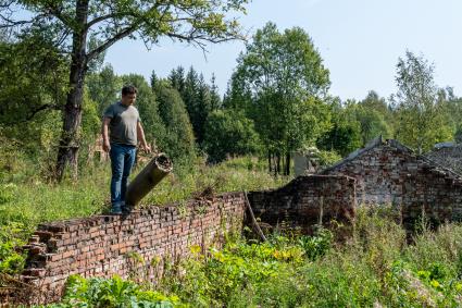 Московская область. Адуляр - заброшенный военный городок бывшей войсковой части 51850. Корреспондент КП Павел Клоков.