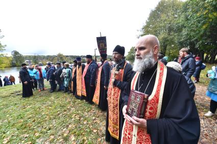 Московская область. Во время Елисаветинского крестного ход, посвященного 130-летию присоединения к православию Великой Княгини Елизаветы Фёдоровны.