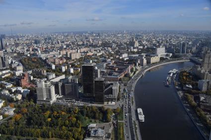 Москва. Вид на ЦМТ (Центр международной торговли).