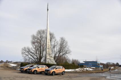 Чувашия, село Шоршелы. Памятник покорителям космоса   при вьезде в  село, где находится музей космонавта Андрияна Николаева.