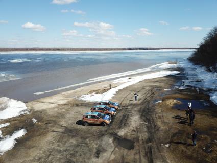 Новгородская область , село Чеченино. Вид на Волгу с высоты.