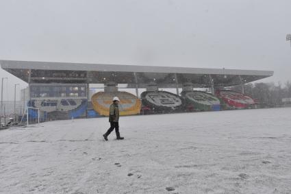 Москва. Во время реконструкции стадиона `Москвич` на Волгоградском проспекте.