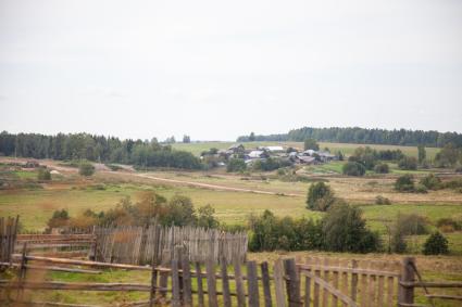 Пермский край. Вид на деревенские дома.