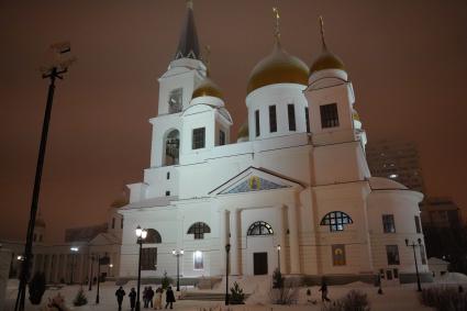 Самара.   Собор равноапостольных Кирилла и Мефодия.