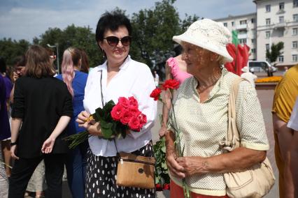 Беларусь, Витебск. Церемония возложения цветов к Вечному огню в рамках Дня Союзного государства.